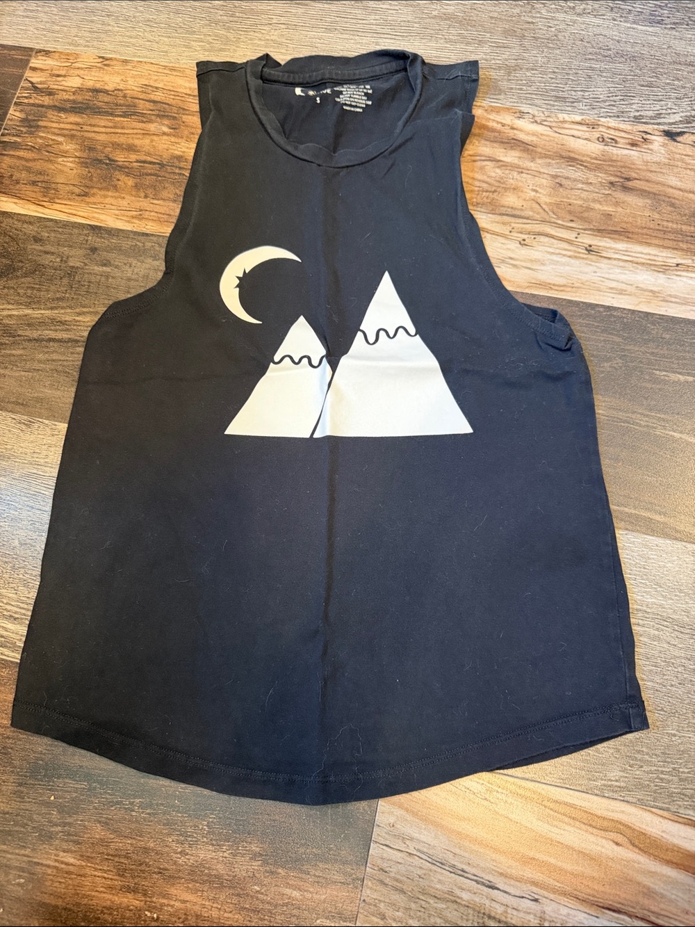 Zyia Active Black Graphic Muscle Tank Mountains Moon Size Small